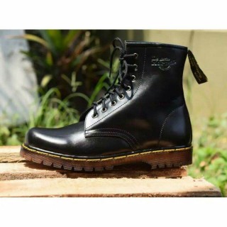DOCKMART SHOES